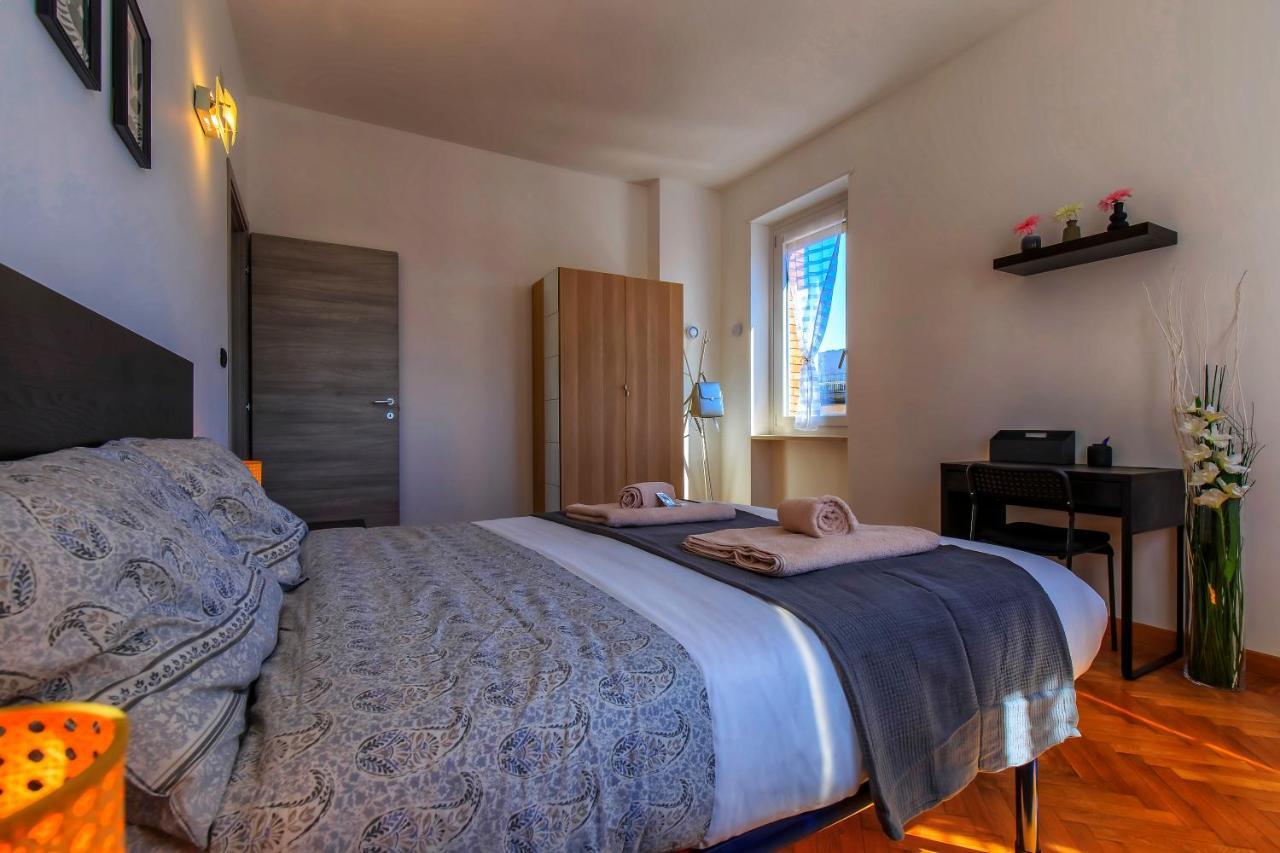 Bright & Lovely Flat M1 Carducci Molinette 250m Apartment Turin